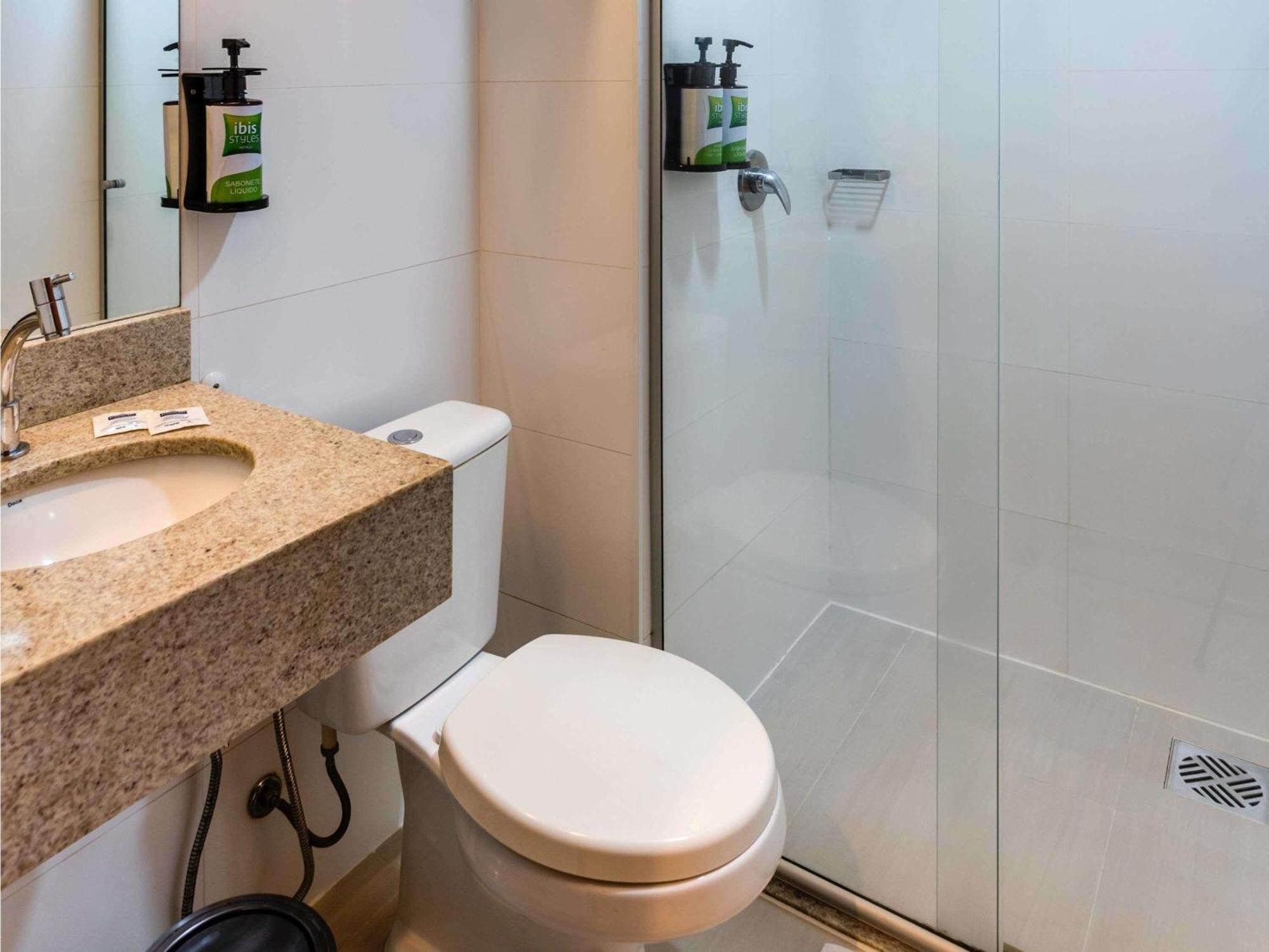 Ibis Styles Belem Hangar Luaran gambar