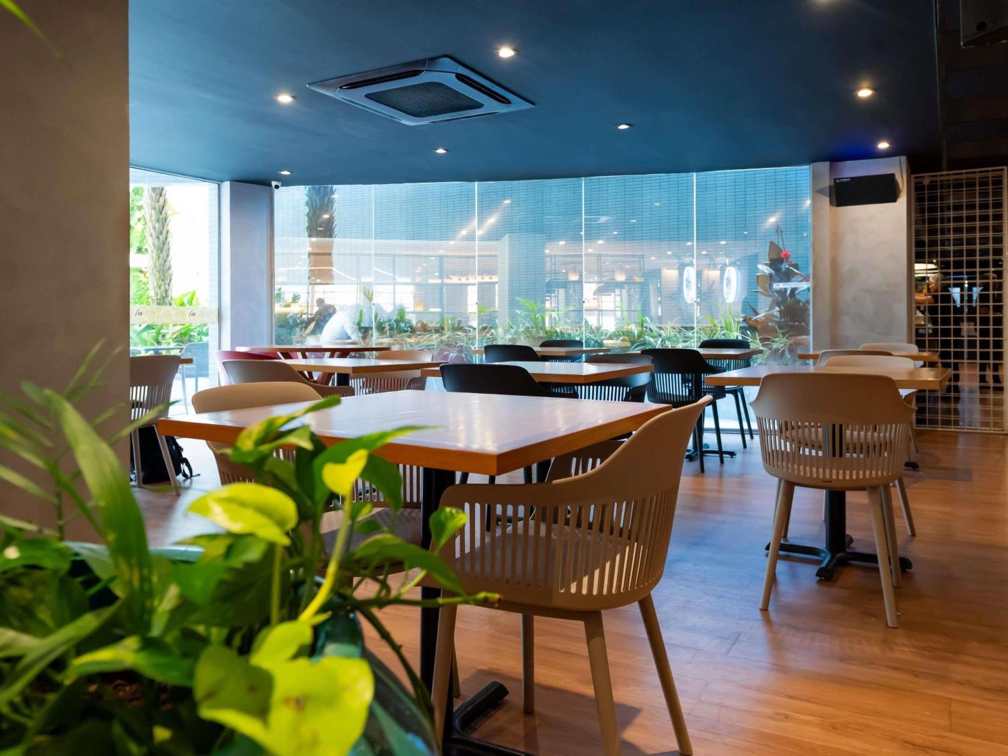 Ibis Styles Belem Hangar Luaran gambar